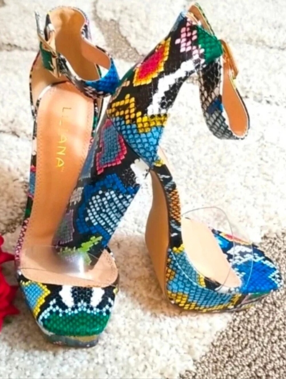 Liliana Multi Color Platform Heels Size 6.5